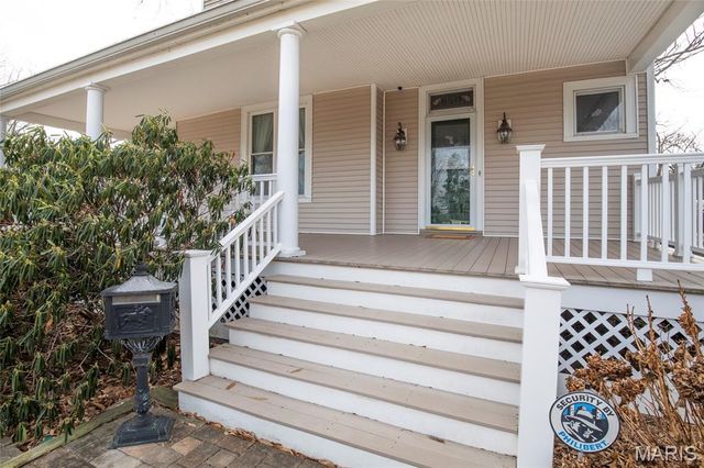 650 Clark Avenue, Webster Groves, MO 63119