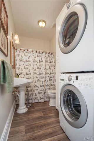 650 Clark Avenue, Webster Groves, MO 63119