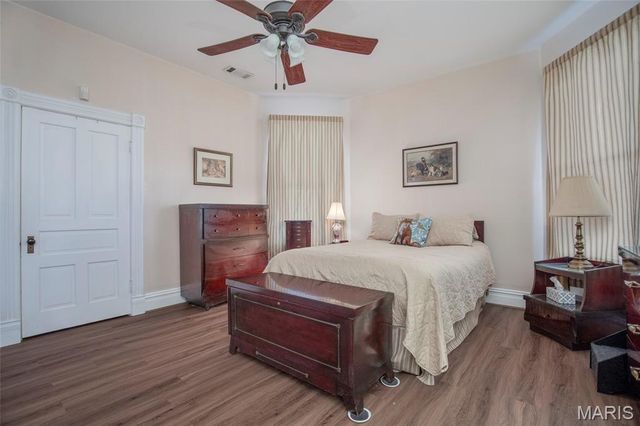 650 Clark Avenue, Webster Groves, MO 63119