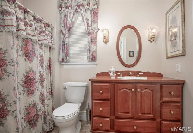 650 Clark Avenue, Webster Groves, MO 63119