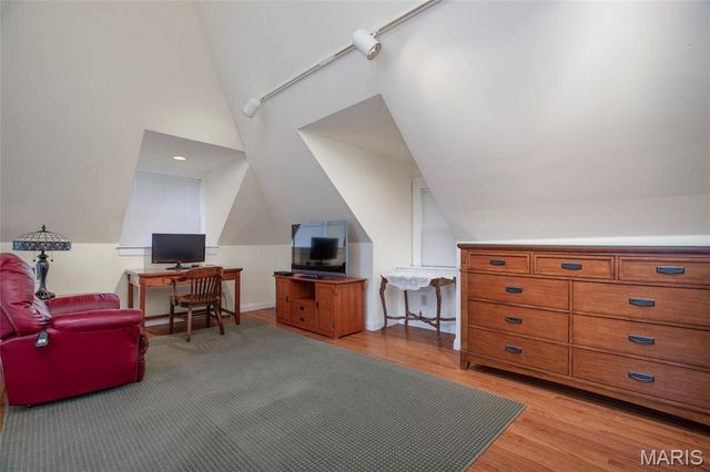 650 Clark Avenue, Webster Groves, MO 63119