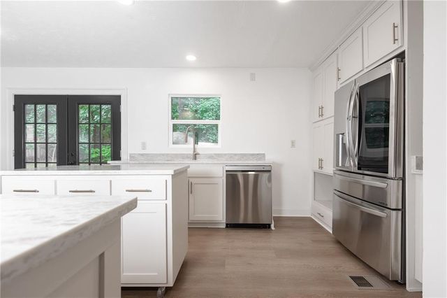 105 Stone Wood Lane, Lawrenceville, GA 30046