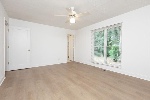 105 Stone Wood Lane, Lawrenceville, GA 30046
