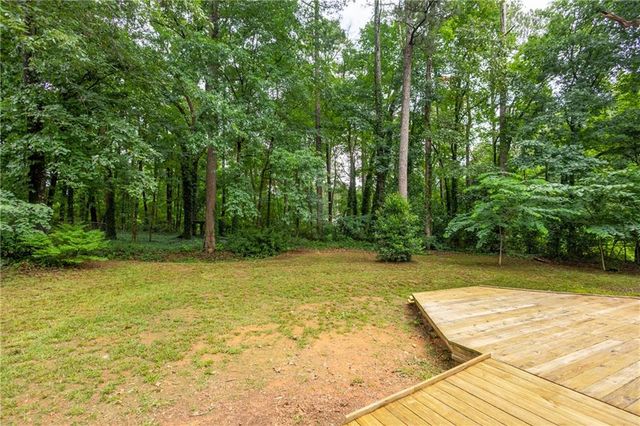 105 Stone Wood Lane, Lawrenceville, GA 30046