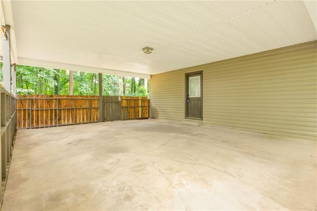 105 Stone Wood Lane, Lawrenceville, GA 30046