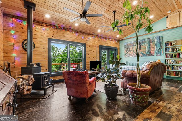 187 Fox Trot Road, Clayton, GA 30525