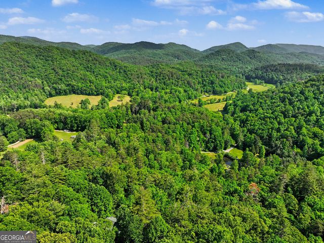 187 Fox Trot Road, Clayton, GA 30525