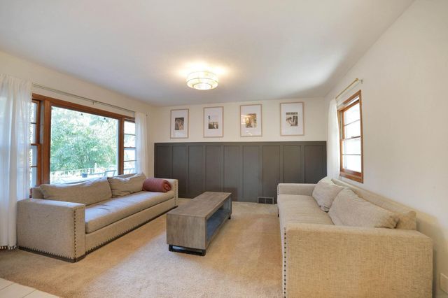 707 Lorraine Avenue, Waterloo, IA 50701