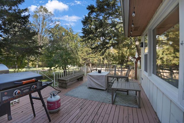 707 Lorraine Avenue, Waterloo, IA 50701