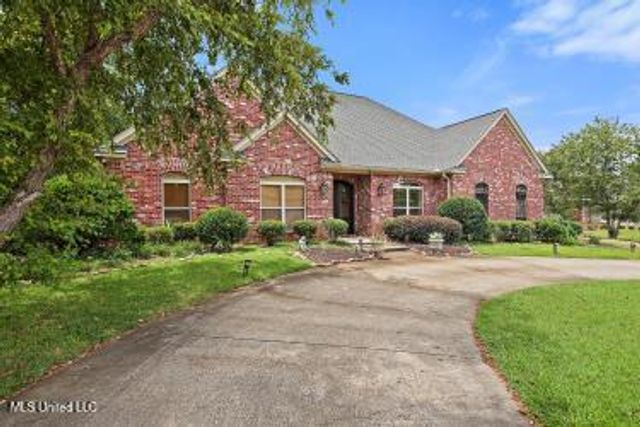 251 Lake Circle, Madison, MS 39110