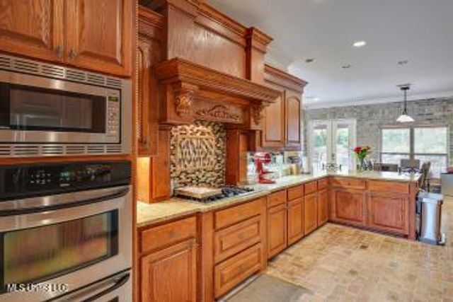 251 Lake Circle, Madison, MS 39110
