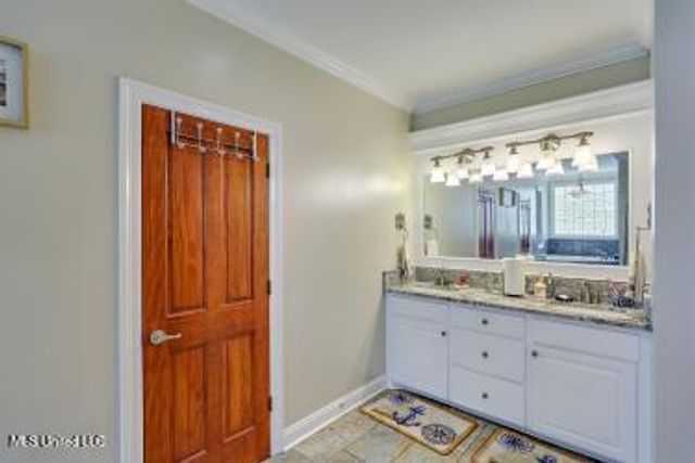 251 Lake Circle, Madison, MS 39110