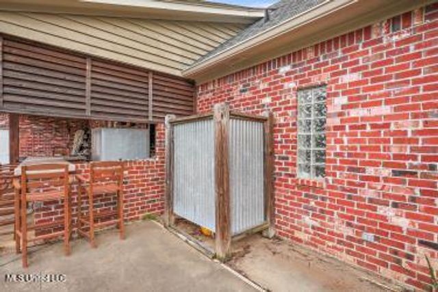 251 Lake Circle, Madison, MS 39110
