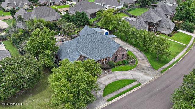 251 Lake Circle, Madison, MS 39110