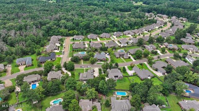 251 Lake Circle, Madison, MS 39110