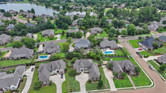 251 Lake Circle, Madison, MS 39110