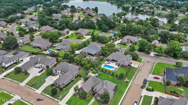 251 Lake Circle, Madison, MS 39110