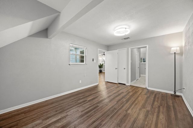 8330 Fathom CIR 501, Austin, TX 78750