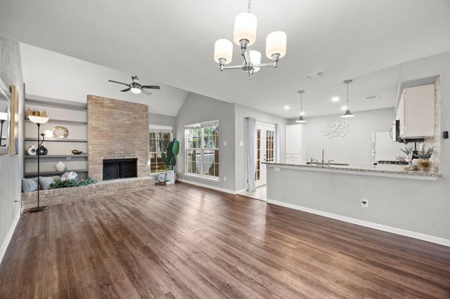 8330 Fathom CIR 501, Austin, TX 78750