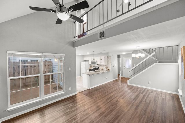 8330 Fathom CIR 501, Austin, TX 78750