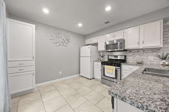 8330 Fathom CIR 501, Austin, TX 78750