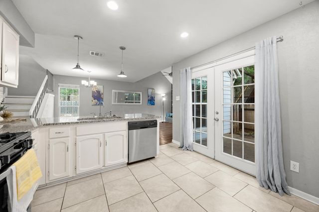 8330 Fathom CIR 501, Austin, TX 78750