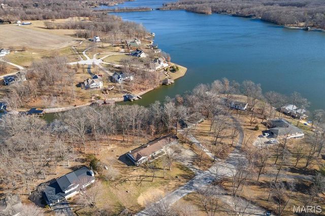 17 DENZEL Drive, Greenville, IL 62246