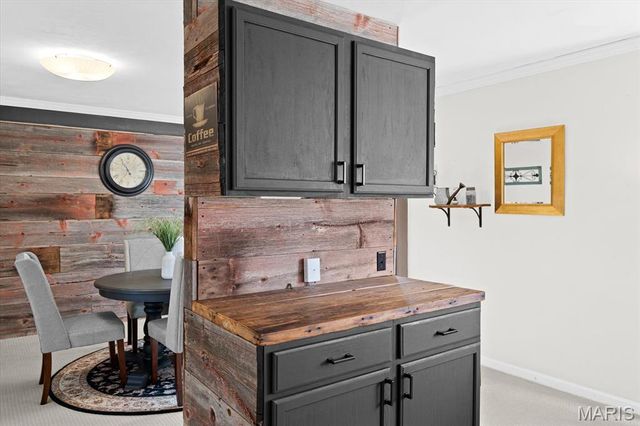 17 DENZEL Drive, Greenville, IL 62246