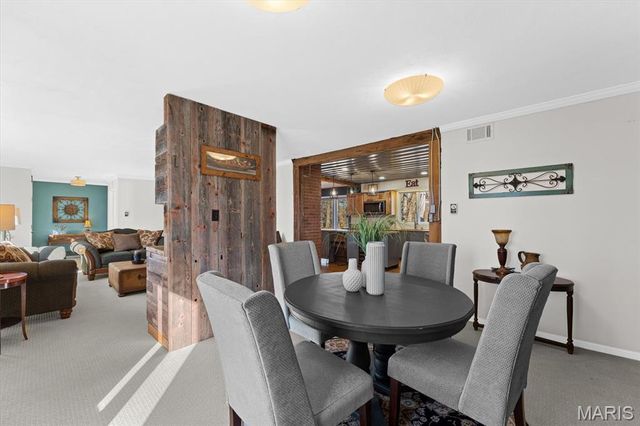 17 DENZEL Drive, Greenville, IL 62246