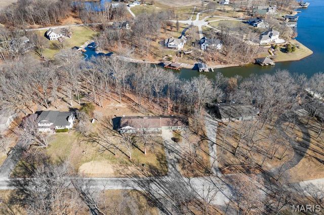 17 DENZEL Drive, Greenville, IL 62246