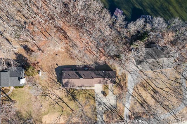 17 DENZEL Drive, Greenville, IL 62246