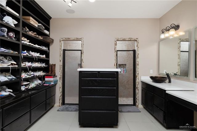 1202 Hummingbird Drive, Pharr, TX 78577