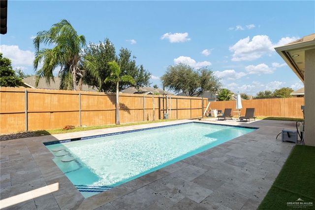 1202 Hummingbird Drive, Pharr, TX 78577