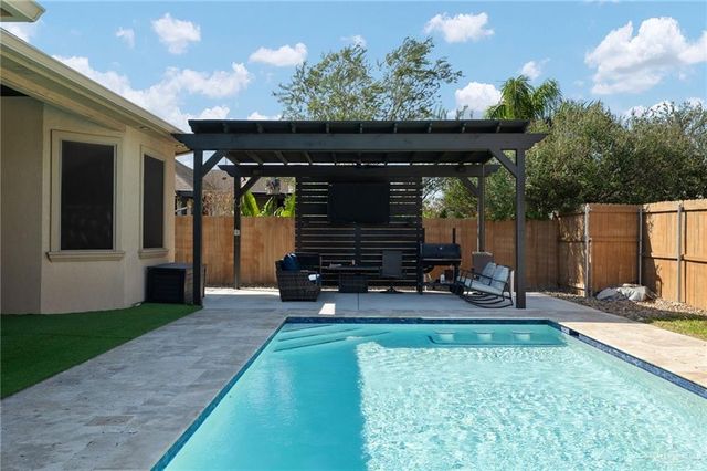 1202 Hummingbird Drive, Pharr, TX 78577