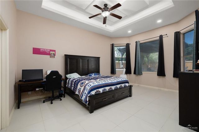 1202 Hummingbird Drive, Pharr, TX 78577