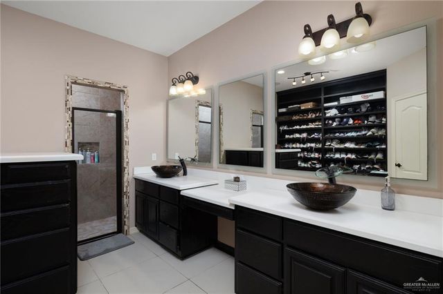 1202 Hummingbird Drive, Pharr, TX 78577