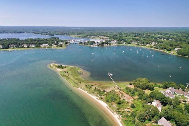 255 Bayberry Way, Barnstable, MA 02655