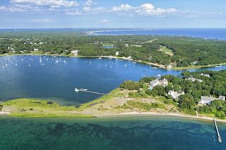 255 Bayberry Way, Barnstable, MA 02655