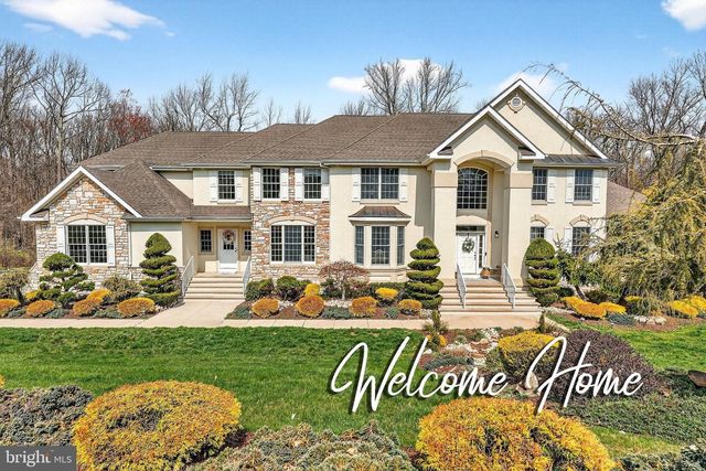 13 PALMER CIR, Millstone Twp, NJ 08535