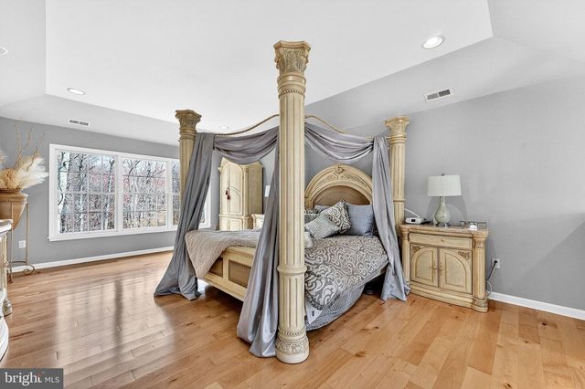 13 PALMER CIR, Millstone Twp, NJ 08535