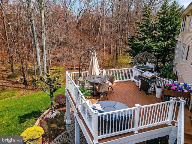 13 PALMER CIR, Millstone Twp, NJ 08535
