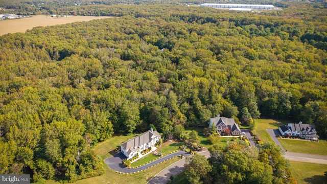 13 PALMER CIR, Millstone Twp, NJ 08535