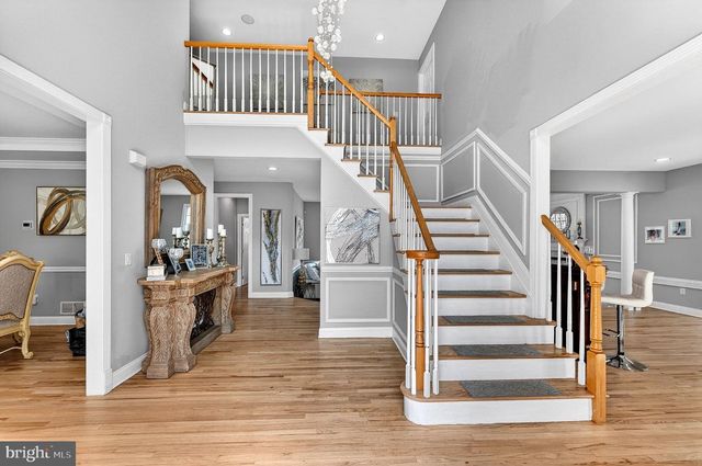 13 PALMER CIR, Millstone Twp, NJ 08535