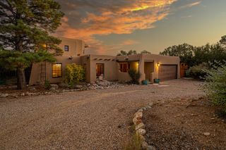 2 Ute Lane, Santa Fe, NM 87505