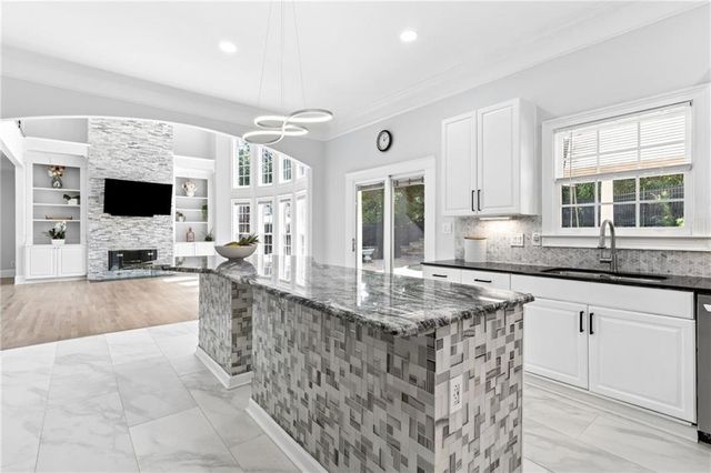 575 Saint Regis Lane, Johns Creek, GA 30022