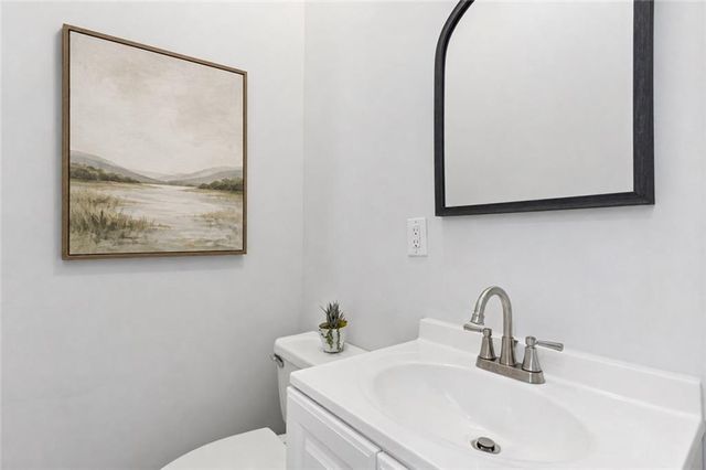 575 Saint Regis Lane, Johns Creek, GA 30022
