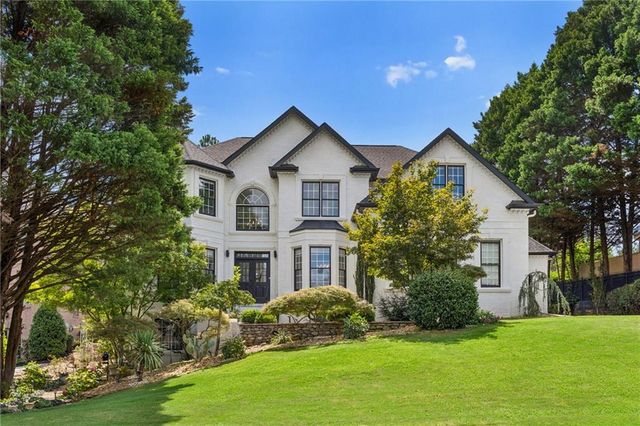 575 Saint Regis Lane, Johns Creek, GA 30022