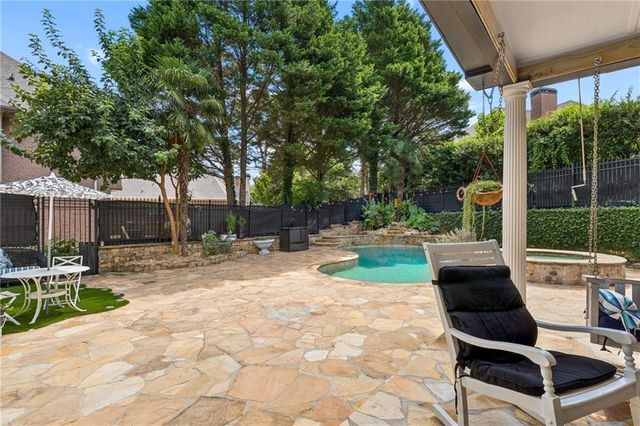 575 Saint Regis Lane, Johns Creek, GA 30022