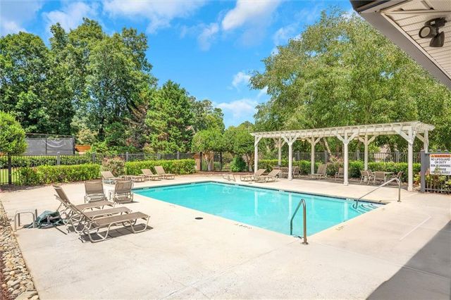 575 Saint Regis Lane, Johns Creek, GA 30022