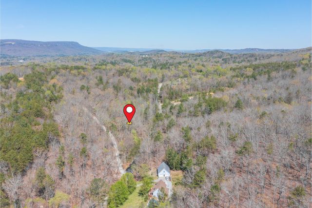 1140 W Schmitt Road, Rossville, GA 30741